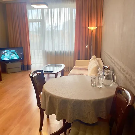 Ξενοδοχείο με διαμερίσματα Arcada Οδησσός